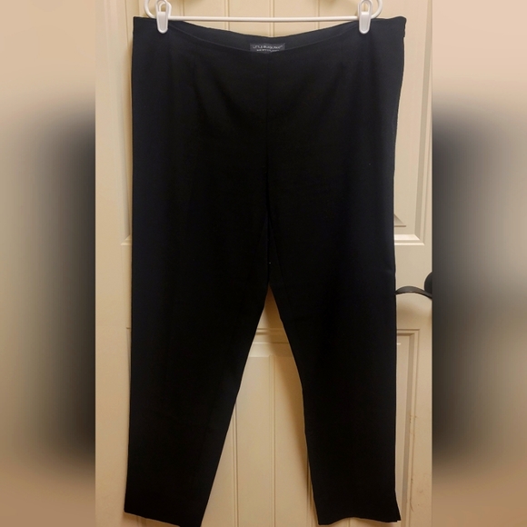 Little Black Pant Fitlogic Crop Side Zip - Picture 1 of 2